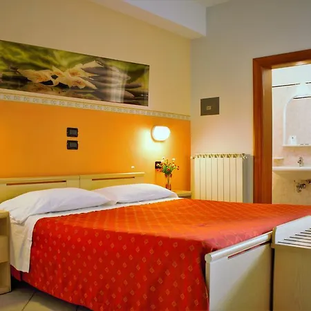 Hotel Monica Chianciano Terme Exterior photo