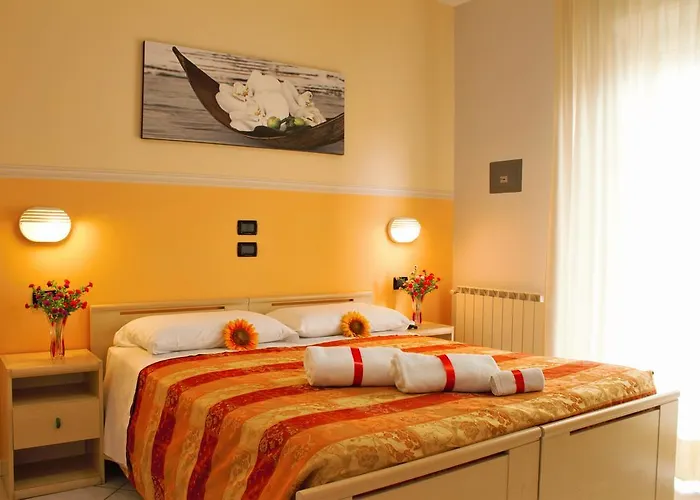 Hotel Monica