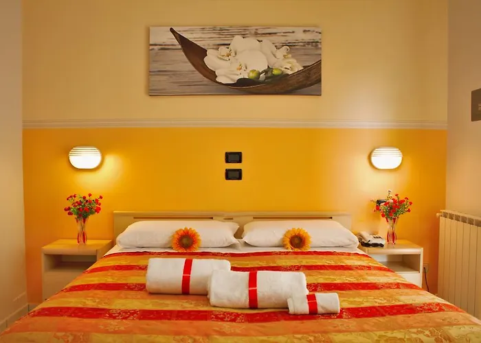 Hotel Monica